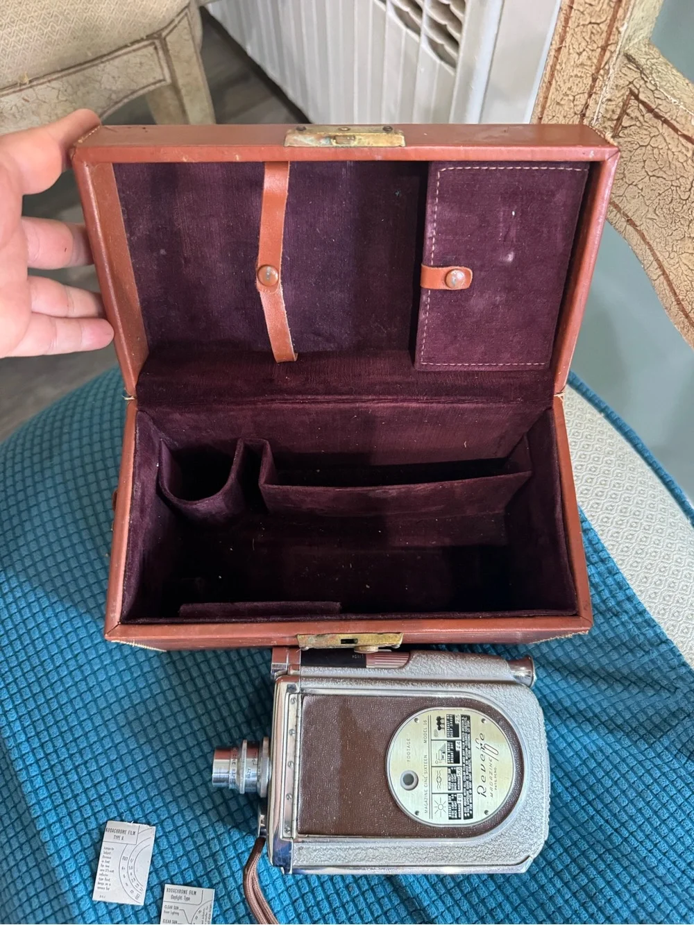 Vintage Revere 16 Magazine Camera With Case Untested